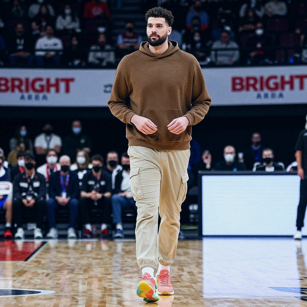 Paris Basketball vô địch Siêu Cúp Pháp: Màn trình diễn 19–36 ở hiệp ba và bài toán mang tên Tyson Etienne