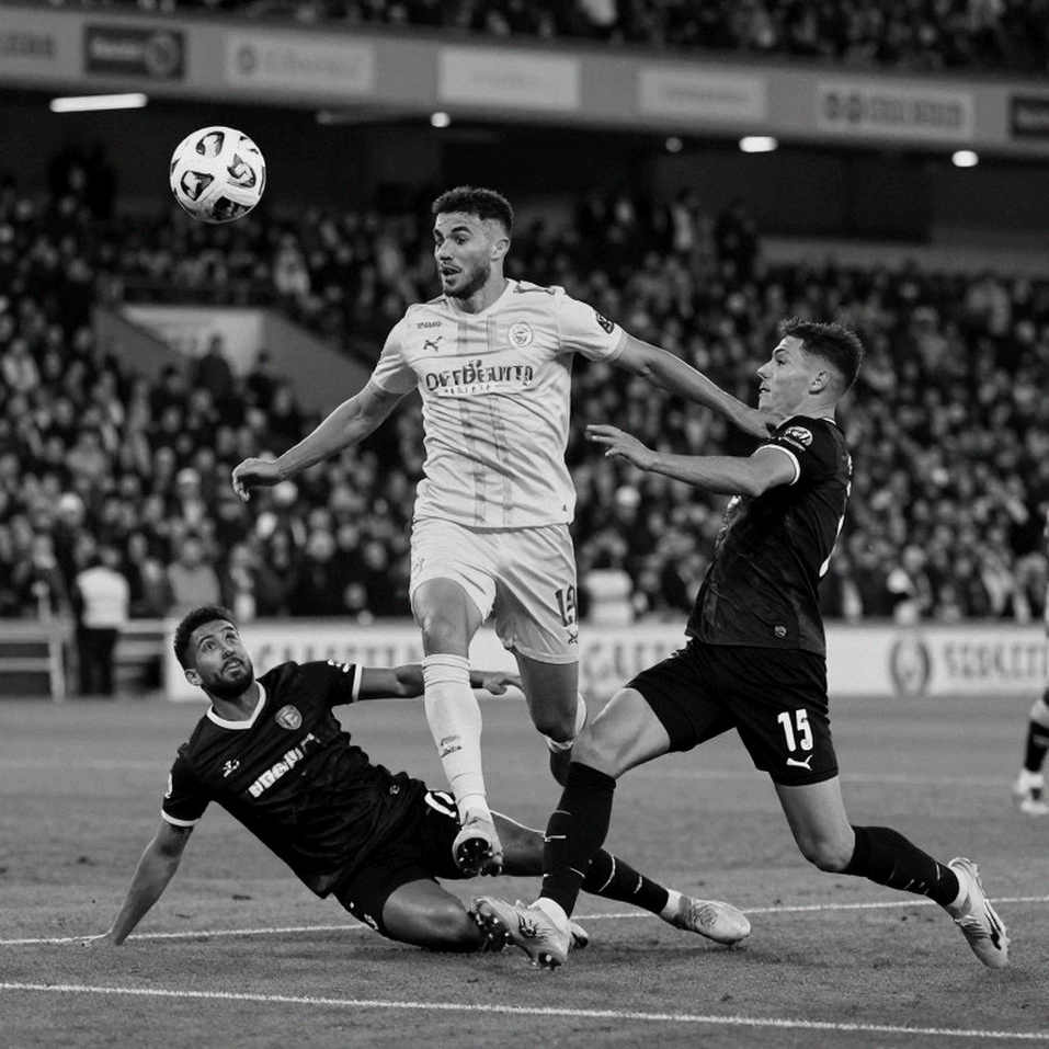 U23 Việt Nam - U23 Hàn Quốc: Mười phân chiều cao và tấm huy chương vàng miễn nghĩa vụ quân sự U23 Việt Nam - U23 Hàn Quốc: Mười phân chiều cao và tấm huy chương vàng miễn nghĩa vụ quân sự