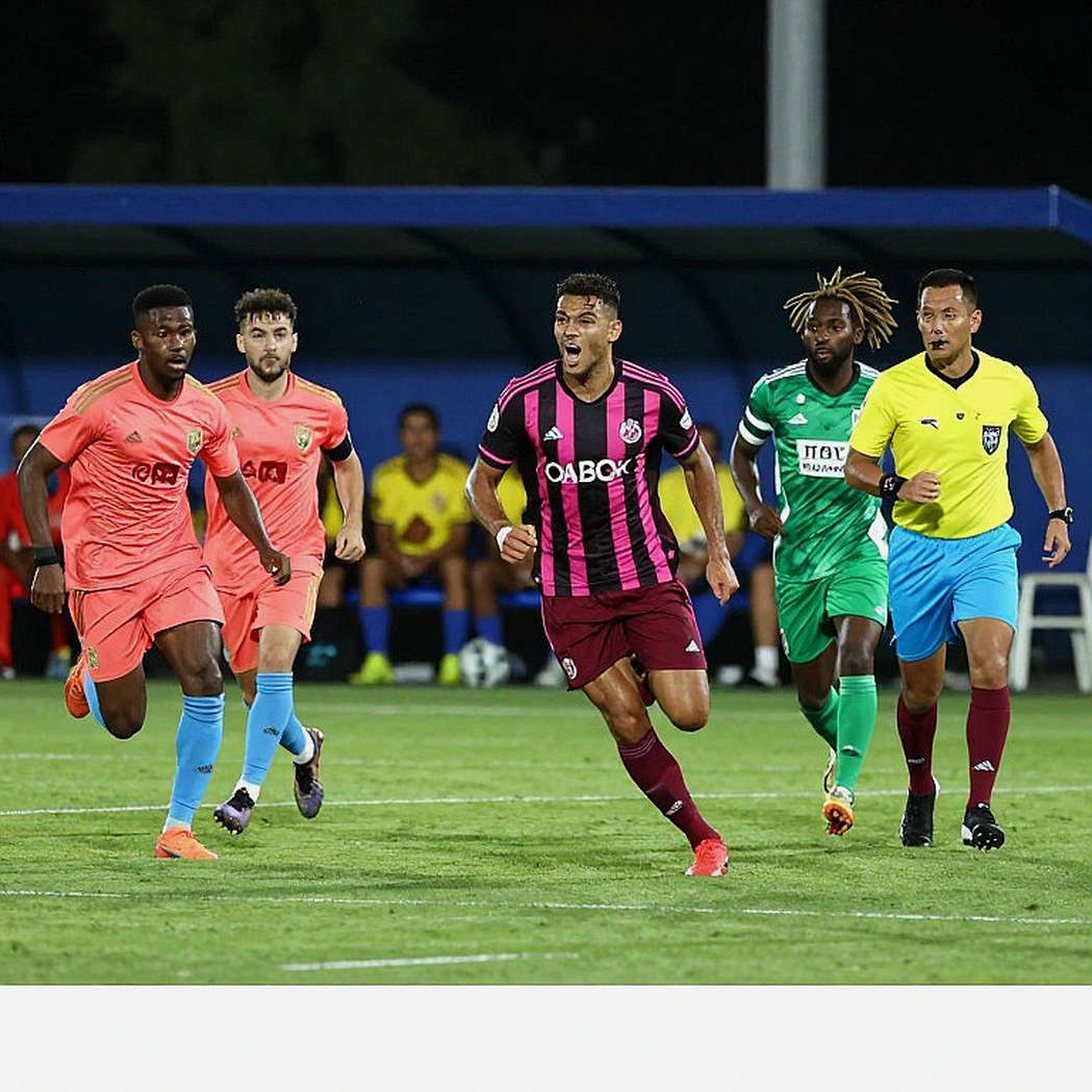 Pakistan triệu tập 14 cầu thủ nước ngoài trước ngày gặp Việt Nam: Điều bảng thống kê không nói