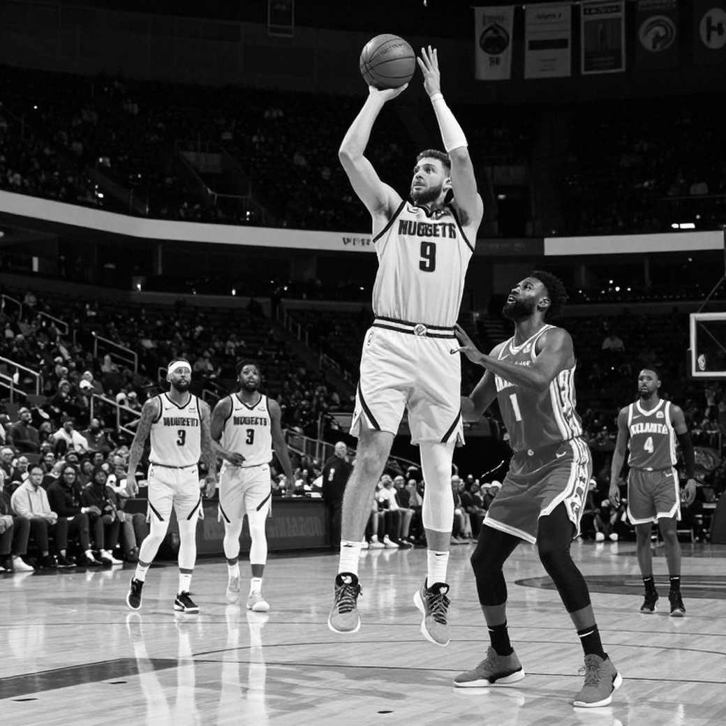 Kevin Knox và Unicaja Málaga: Khi suất ngoại binh đắt hơn bản lý lịch NBA