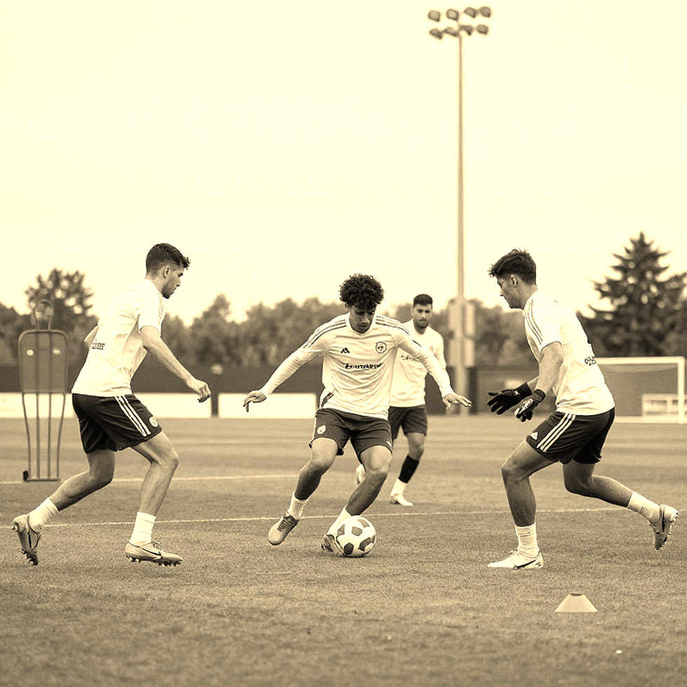 De Jong and November: A Knee, an Asset, and the Fracture Between Barcelona and the KNVB
