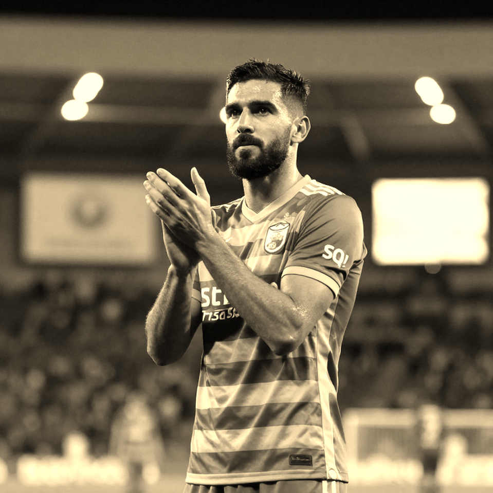 Từ quả phạt đền đến bàn thắng: sự cố tranh cãi của trọng tài trong trận Al-Ittihad gặp Shabab Al-Ahli