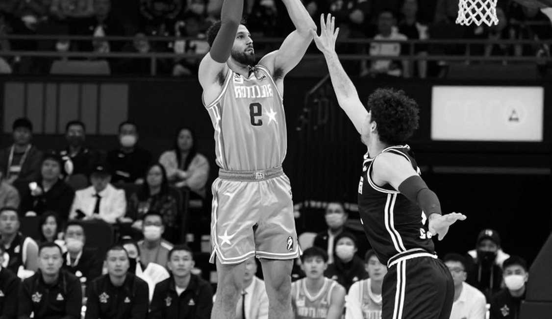 Doncic và 25 phút tiền mùa giải: Lakers mở màn kỷ nguyên bằng một tuyên ngôn chưa được kiểm chứng