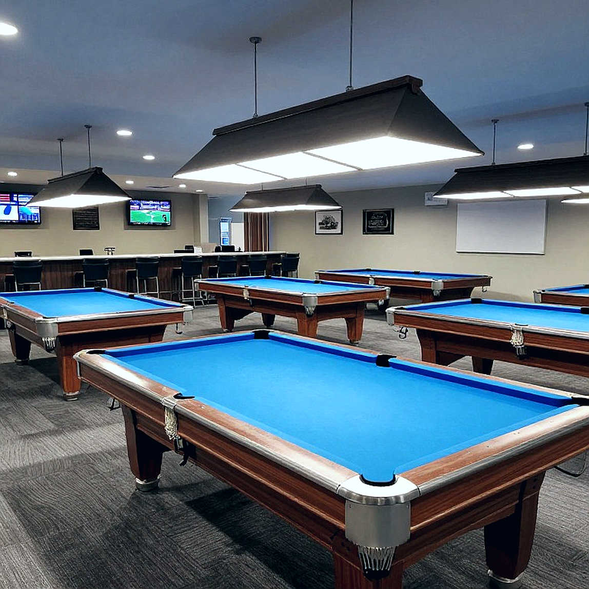 Billiards' Data Gap: When the Measurement Is Cruder Than the Shot Billiards' Data Gap: When the Measurement Is Cruder Than the Shot