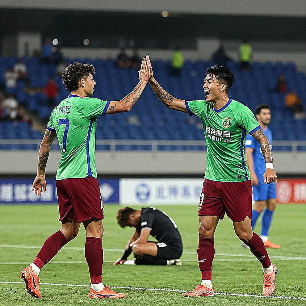 Vietnam vs Thailand: Decoding Kim Sang Sik's Two-Phase Plan as the 27-Match Unbeaten Run Meets Its Biggest Test Vietnam vs Thailand: Decoding Kim Sang Sik's Two-Phase Plan as the 27-Match Unbeaten Run Meets Its Biggest Test